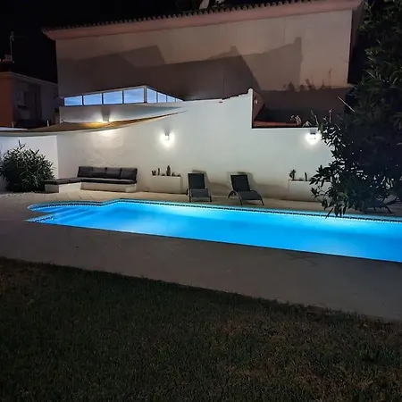 Con Piscina *